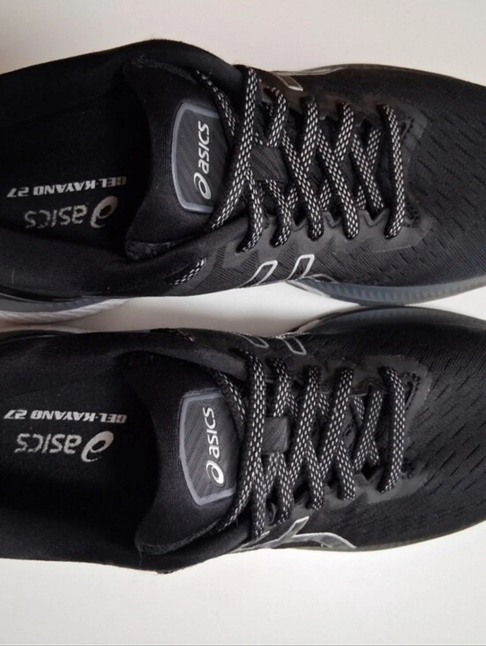 ASICS GEL-KAYANO 27 - WOMENS SIZE 9.5